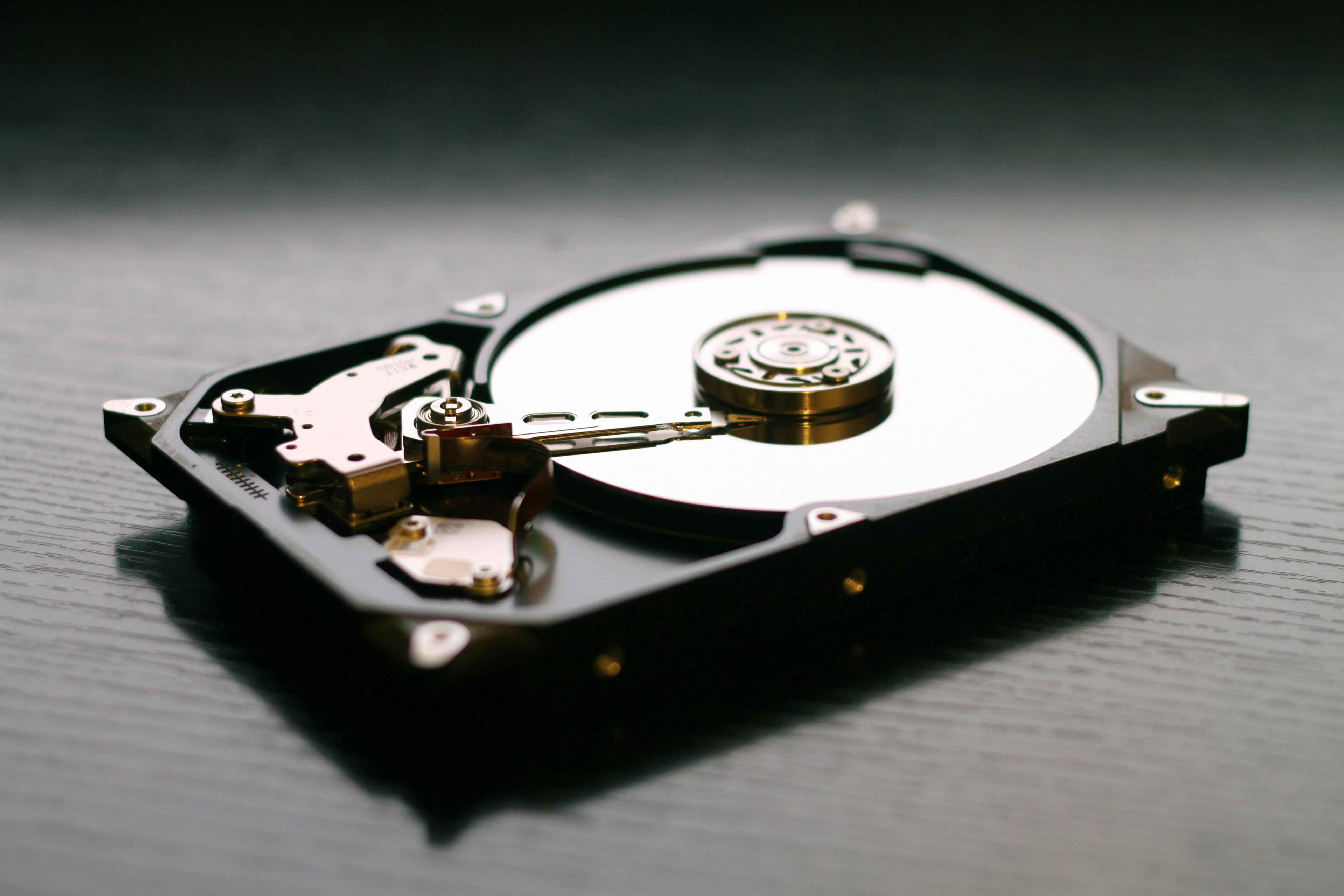hard disk drive